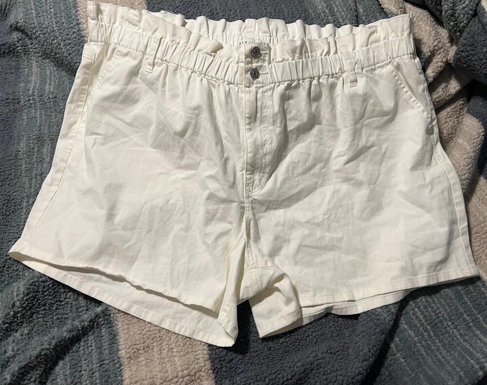 Ava & Viv 3X White Paperbag Waist Shorts High Rise Elastic NWT Plus